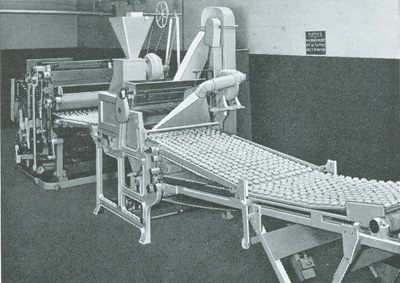 Machinery in the factory of Savoy, who made broken biscuits for Woolworths in the 1930s. Click for the larger version in a new window