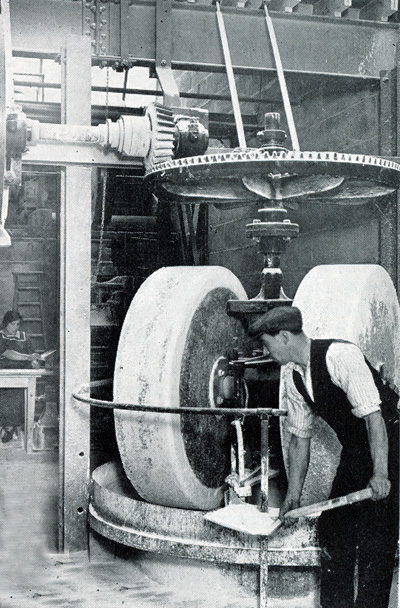 Grinding up the ingredients to make Meltonian Shoe Whitener - one of those eclectic products that it seemed you can only get in Woolies! Sixpence of course in 1937. Click for a larger copy in a new window.